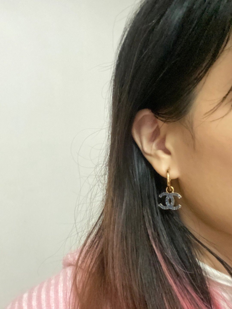 Ch**el earrings